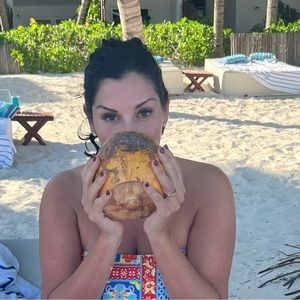 Meet your Posher, Robyn